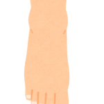 足の甲の腫れや痛みの5つ原因と対策！正しい処置で早く治しましょう！