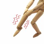 足のしびれの原因を指・足裏・足の甲それぞれ解説!病院は何科へいく?